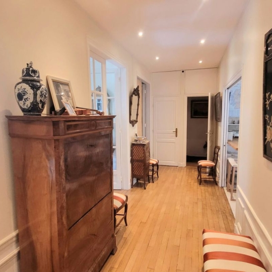  Annonces PUTEAUX : Appartement | PARIS (75016) | 116 m2 | 1 200 000 &euro; 