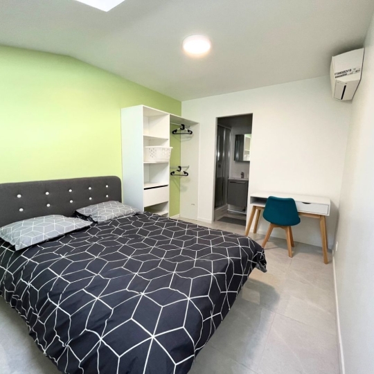  Annonces PUTEAUX : Maison / Villa | COLOMBES (92700) | 15 m2 | 700 &euro; 
