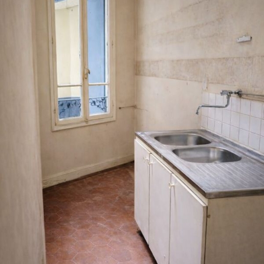  Annonces PUTEAUX : Appartement | PARIS (75015) | 21 m2 | 210 000 &euro; 