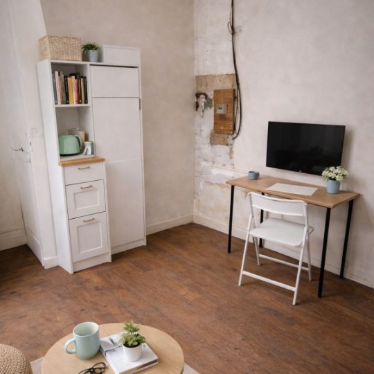  Annonces PUTEAUX : Appartement | PARIS (75015) | 21 m2 | 210 000 &euro; 
