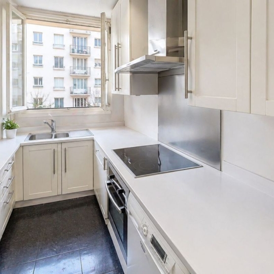  Annonces PUTEAUX : Appartement | PARIS (75016) | 100 m2 | 1 100 000 &euro; 