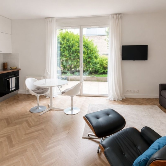  Annonces PUTEAUX : Appartement | PARIS (75015) | 31 m2 | 350 000 &euro; 