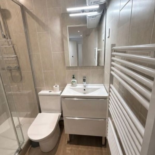  Annonces PUTEAUX : Local / Bureau | PARIS (75015) | 30 m2 | 260 000 &euro; 