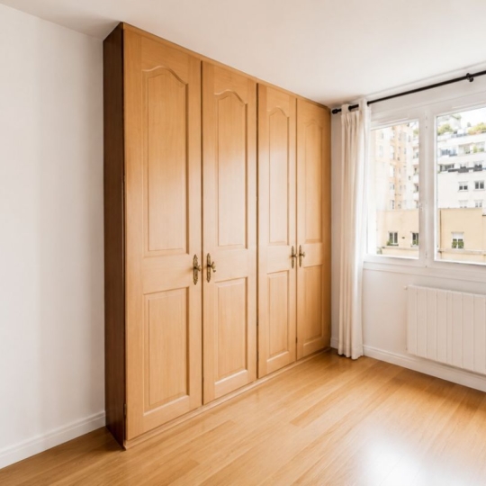  Annonces PUTEAUX : Appartement | PARIS (75015) | 71 m2 | 745 000 &euro; 