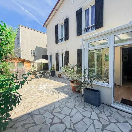  Annonces PUTEAUX : Maison / Villa | SAINT-CLOUD (92210) | 97 m2 | 875 000 &euro; 