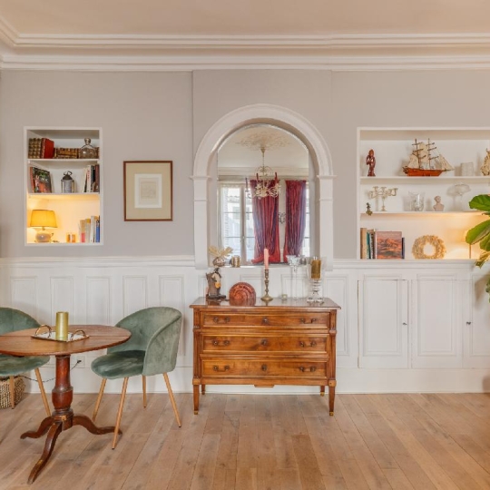  Annonces PUTEAUX : Appartement | VERSAILLES (78000) | 73 m2 | 473 000 &euro; 