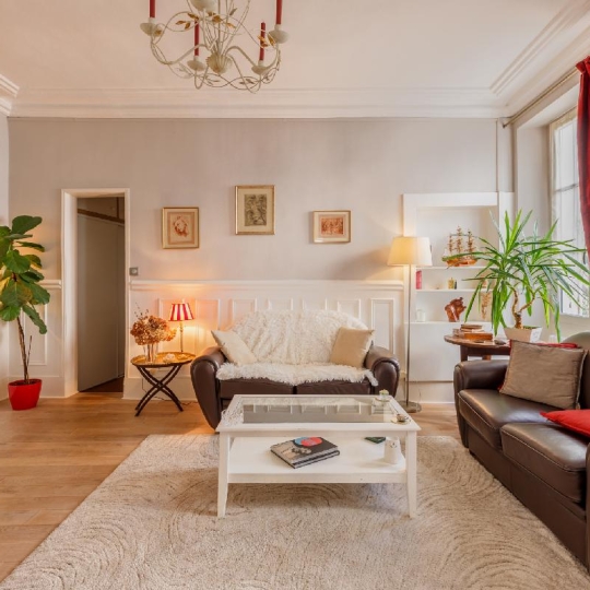  Annonces PUTEAUX : Appartement | VERSAILLES (78000) | 73 m2 | 473 000 &euro; 