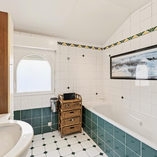  Annonces PUTEAUX : Maison / Villa | ANTONY (92160) | 124 m2 | 790 000 &euro; 
