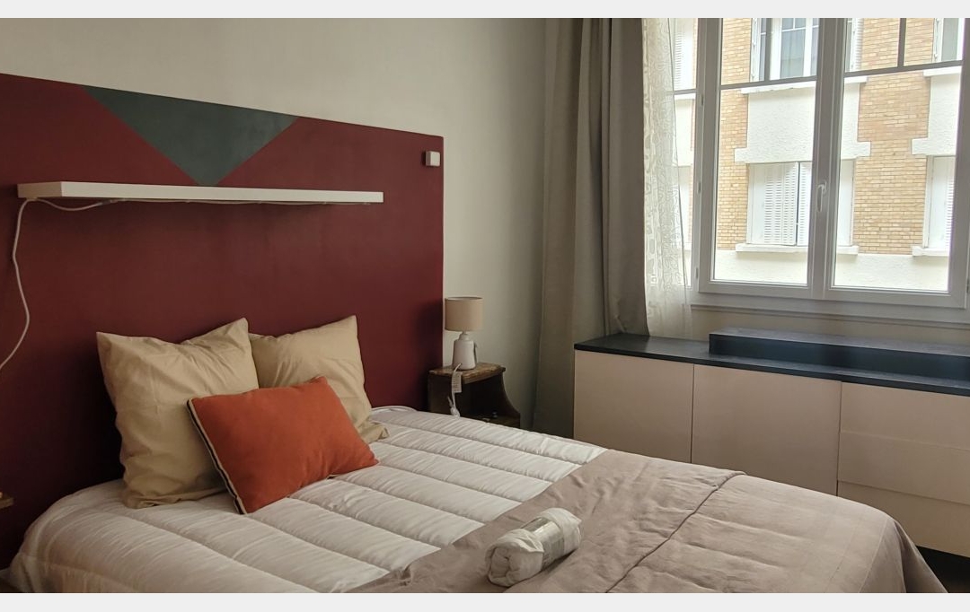 Annonces PUTEAUX : Appartement | PARIS (75016) | 78 m2 | 2 500 &euro; 