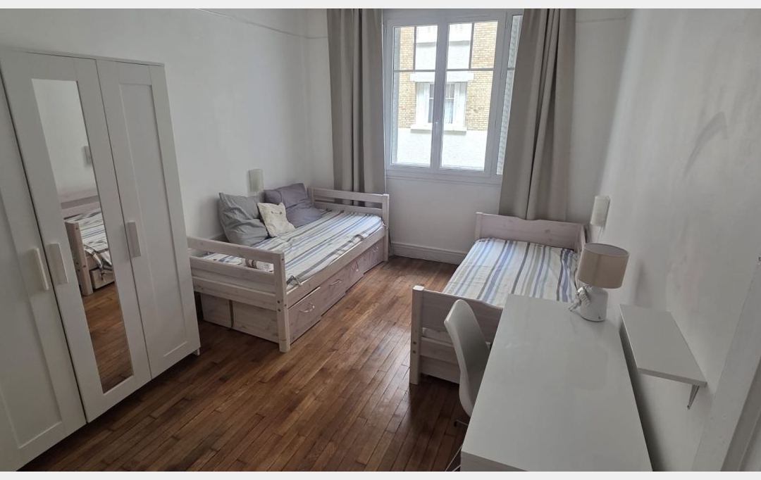 Annonces PUTEAUX : Appartement | PARIS (75016) | 78 m2 | 2 500 &euro; 