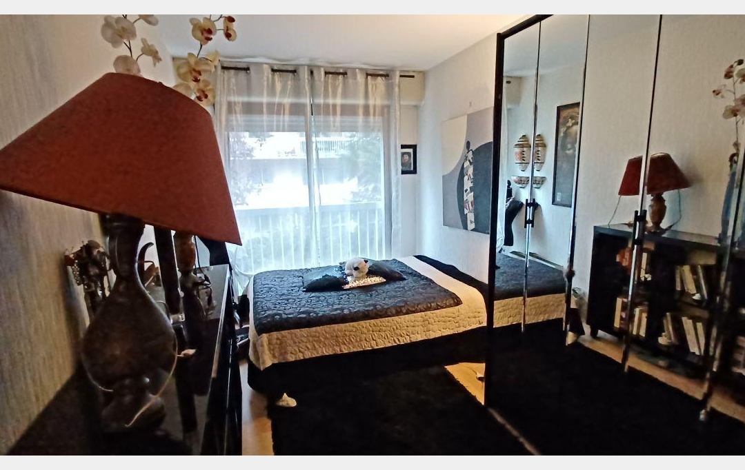 Annonces PUTEAUX : Appartement | PARIS (75018) | 46 m2 | 340 200 &euro; 