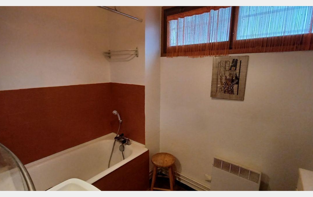 Annonces PUTEAUX : Appartement | PARIS (75018) | 46 m2 | 340 200 &euro; 