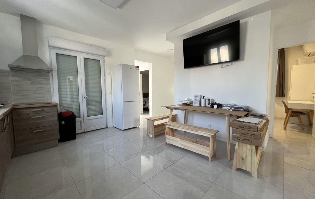 Annonces PUTEAUX : Maison / Villa | COLOMBES (92700) | 15 m2 | 700 &euro; 