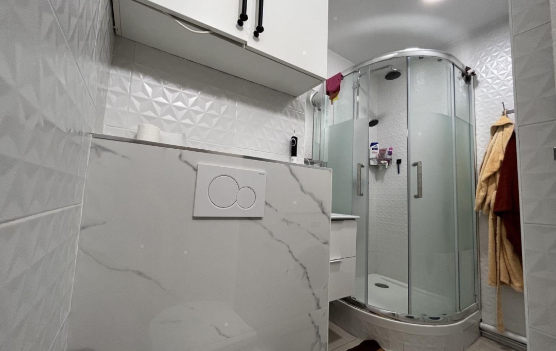 Annonces PUTEAUX : Appartement | COLOMBES (92700) | 10 m2 | 550 &euro; 