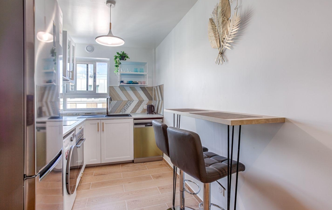 Annonces PUTEAUX : Appartement | VANVES (92170) | 10 m2 | 725 &euro; 
