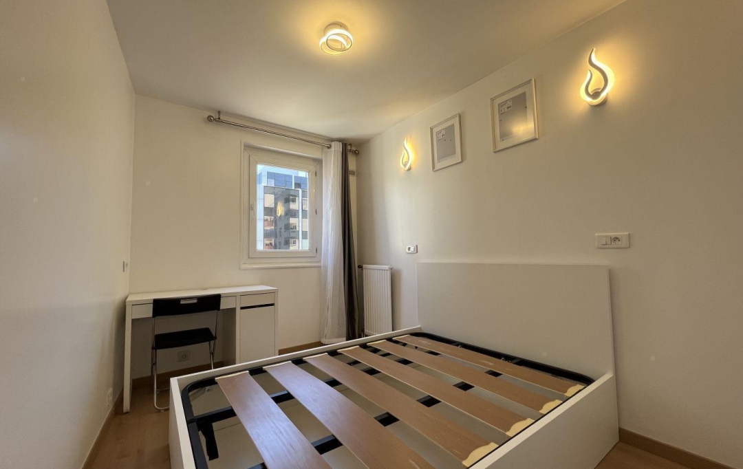 Annonces PUTEAUX : Appartement | SURESNES (92150) | 10 m2 | 750 &euro; 