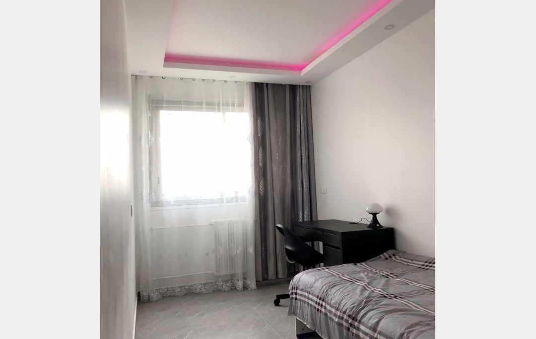 Annonces PUTEAUX : Appartement | COLOMBES (92700) | 10 m2 | 550 &euro; 