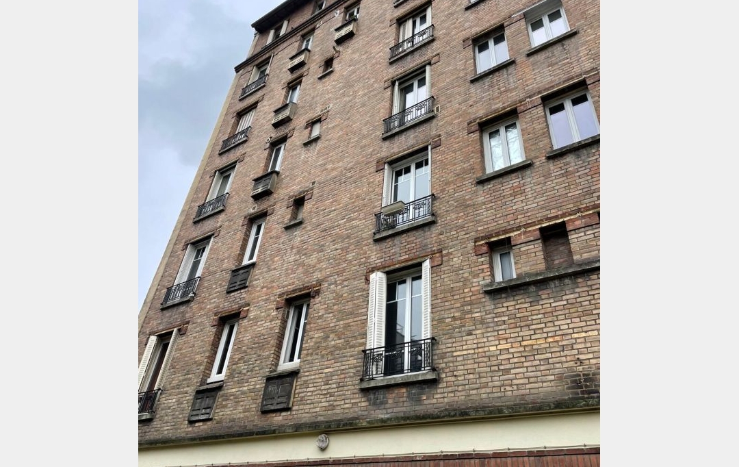 Annonces PUTEAUX : Appartement | LE KREMLIN-BICETRE (94270) | 20 m2 | 720 &euro; 