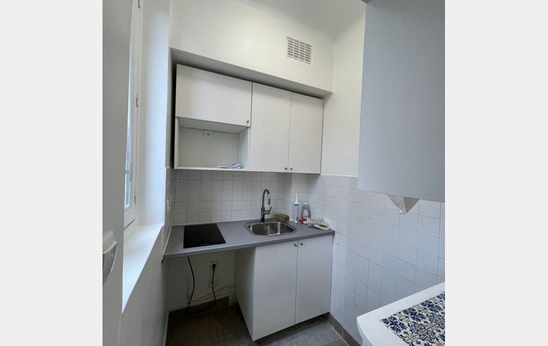 Annonces PUTEAUX : Appartement | LE KREMLIN-BICETRE (94270) | 20 m2 | 720 &euro; 