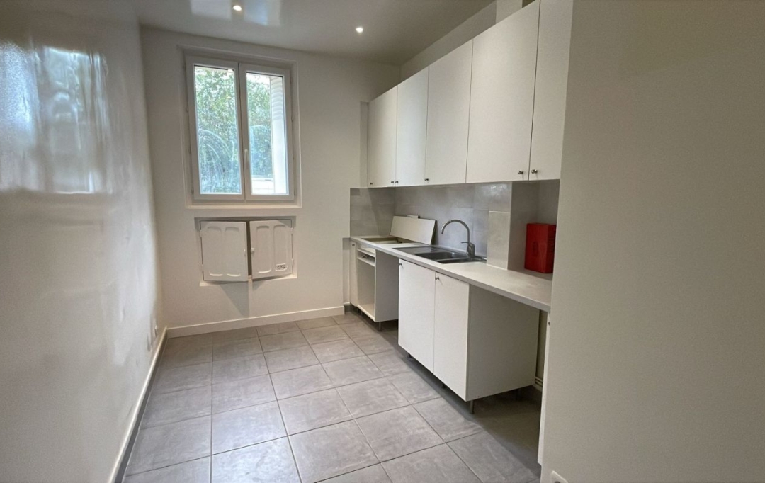 Annonces PUTEAUX : Appartement | LE KREMLIN-BICETRE (94270) | 65 m2 | 1 510 &euro; 