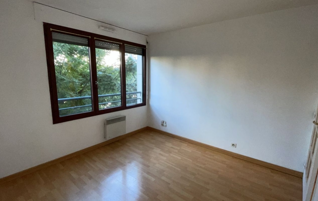 Annonces PUTEAUX : Appartement | CHARENTON-LE-PONT (94220) | 20 m2 | 750 &euro; 
