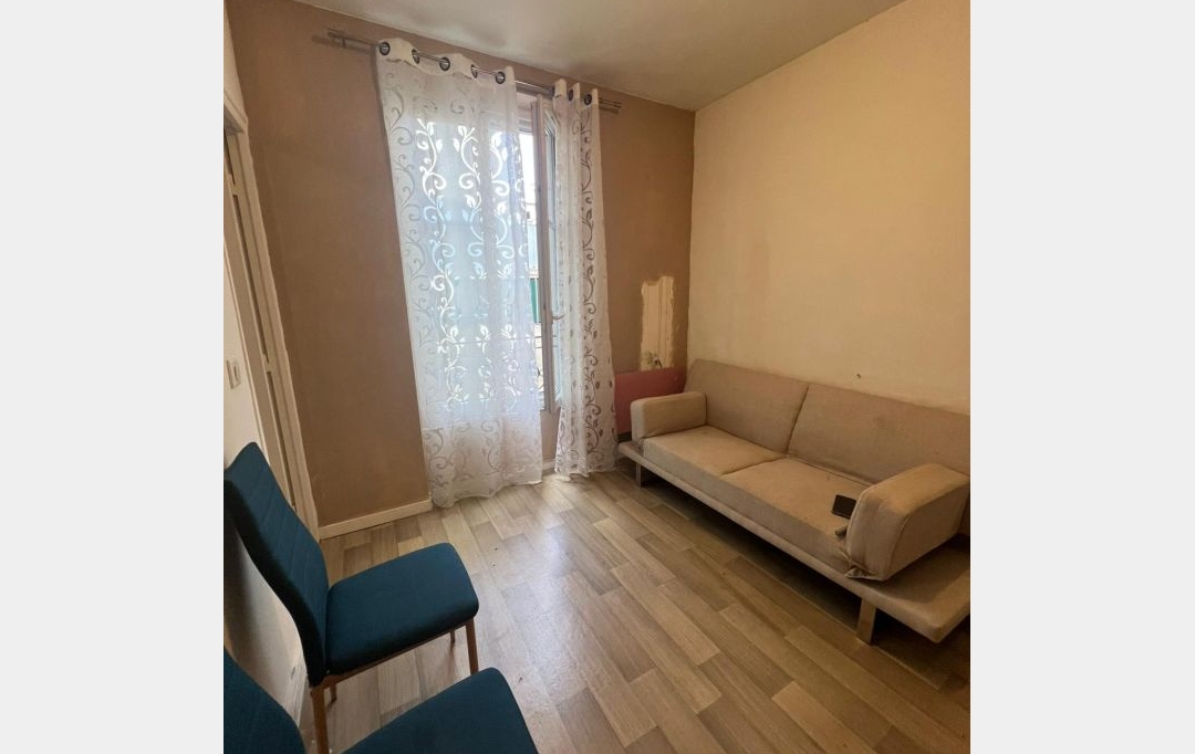 Annonces PUTEAUX : Appartement | CHARENTON-LE-PONT (94220) | 24 m2 | 181 000 &euro; 