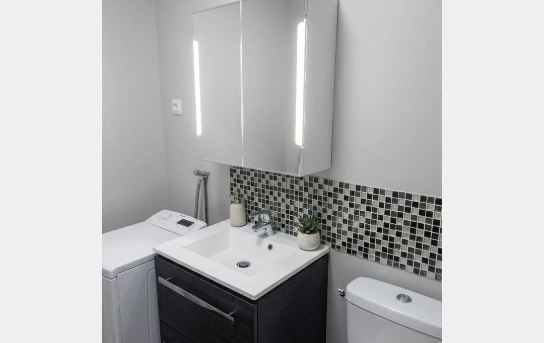 Annonces PUTEAUX : Appartement | CHARENTON-LE-PONT (94220) | 35 m2 | 209 000 &euro; 