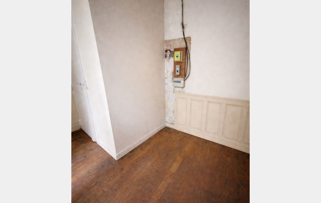 Annonces PUTEAUX : Appartement | PARIS (75015) | 21 m2 | 210 000 &euro; 