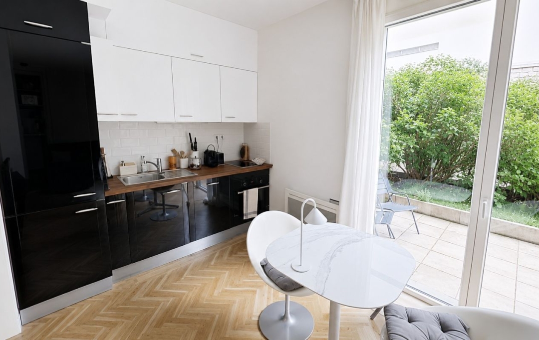 Annonces PUTEAUX : Appartement | PARIS (75015) | 31 m2 | 350 000 &euro; 