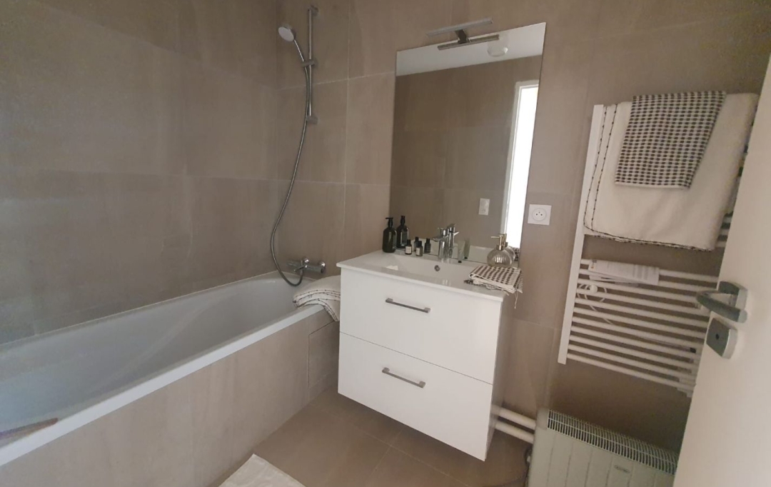 Annonces PUTEAUX : Appartement | NANTERRE (92000) | 77 m2 | 4 410 000 &euro; 